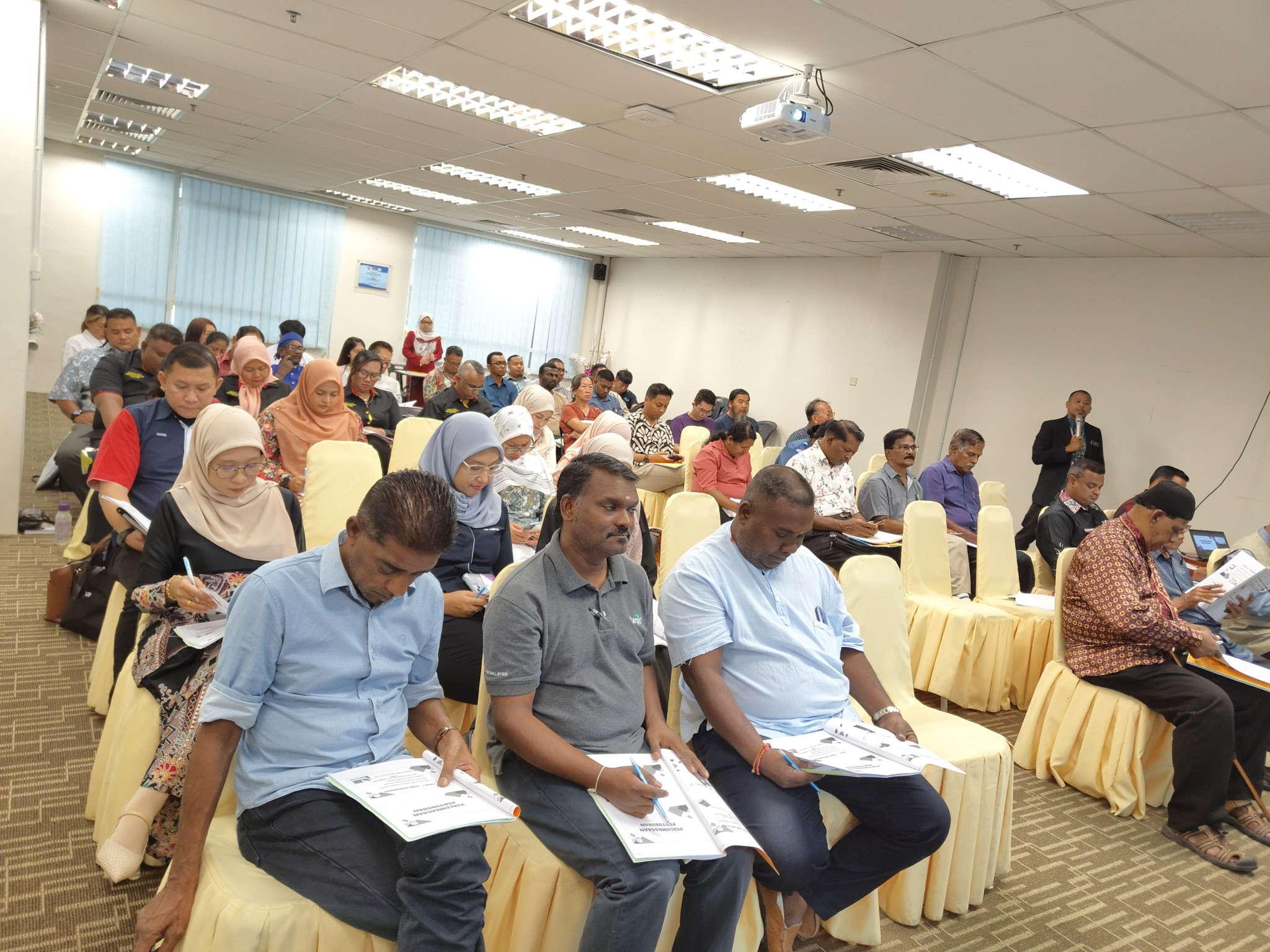 Antara Persatuan yang hadir