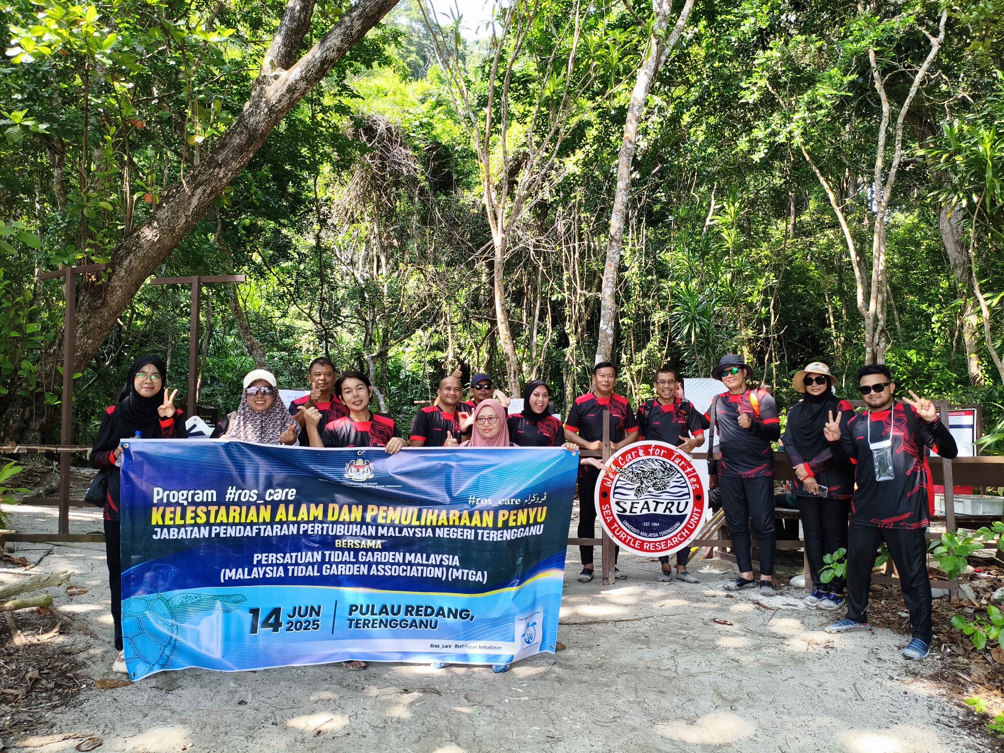 Program #ros_care Kelestarian Alam Dan Pemuliharaan Penyu Jabatan Pendaftaran Pertubuhan Malaysia (JPPM) Negeri Terengganu Bersama Persatuan Tidal Garden Malaysia (Malaysia Tidal Garden Malaysia) (MTGA) di Pulau Redang, Terengganu.