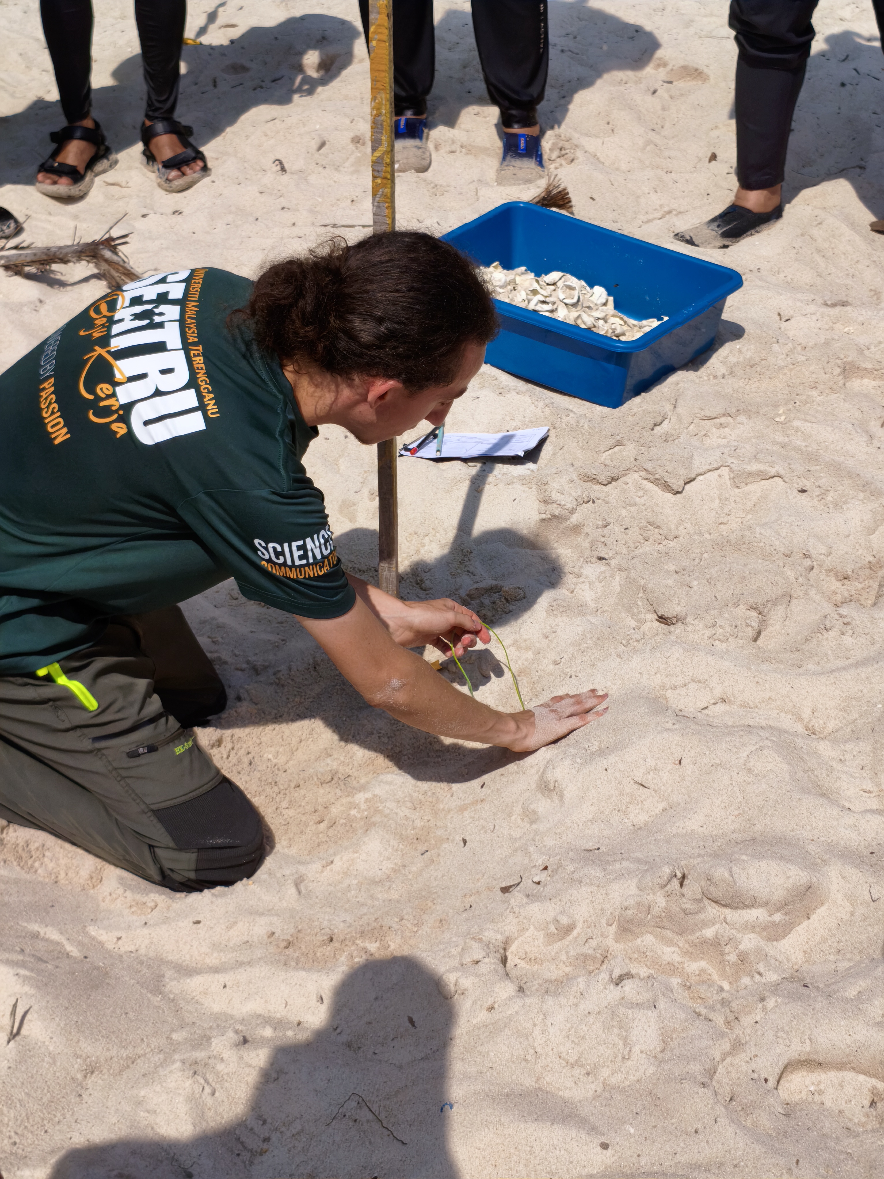 Program #ros_care Kelestarian Alam Dan Pemuliharaan Penyu Jabatan Pendaftaran Pertubuhan Malaysia (JPPM) Negeri Terengganu Bersama Persatuan Tidal Garden Malaysia (Malaysia Tidal Garden Malaysia) (MTGA) di Pulau Redang, Terengganu.