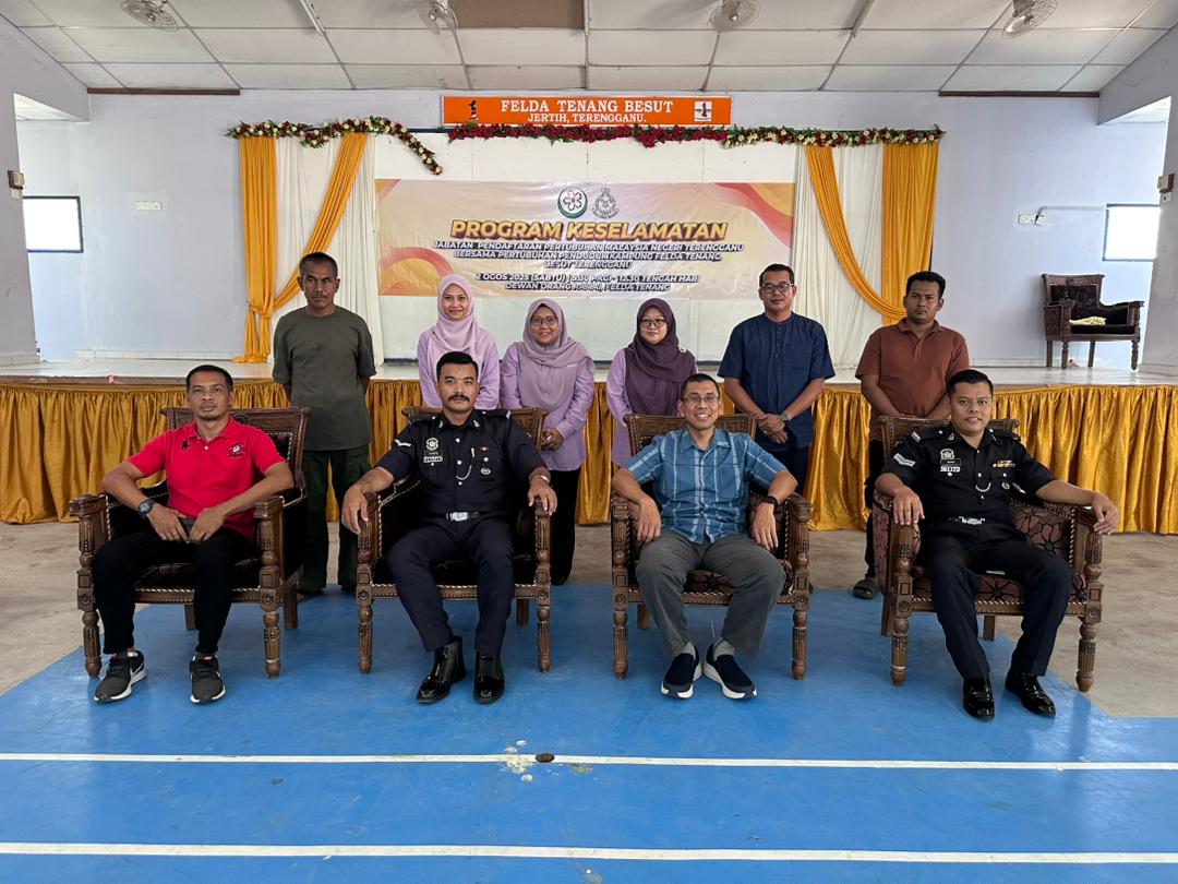 Program Keselamatan Jabatan Pendaftaran Pertubuhan Malaysia Negeri Terengganu Bersama Pertubuhan Penduduk Kampung Felda Tenang, Besut Terengganu.