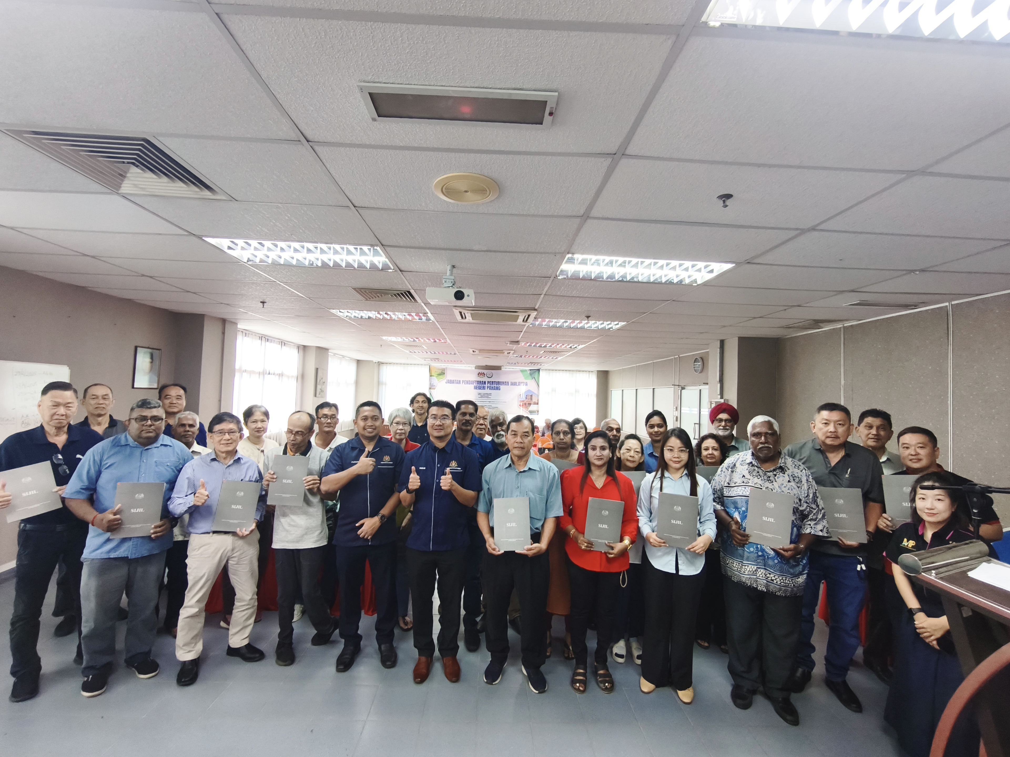 PROGRAM #ros_care BIL. 10 TAHUN 2025