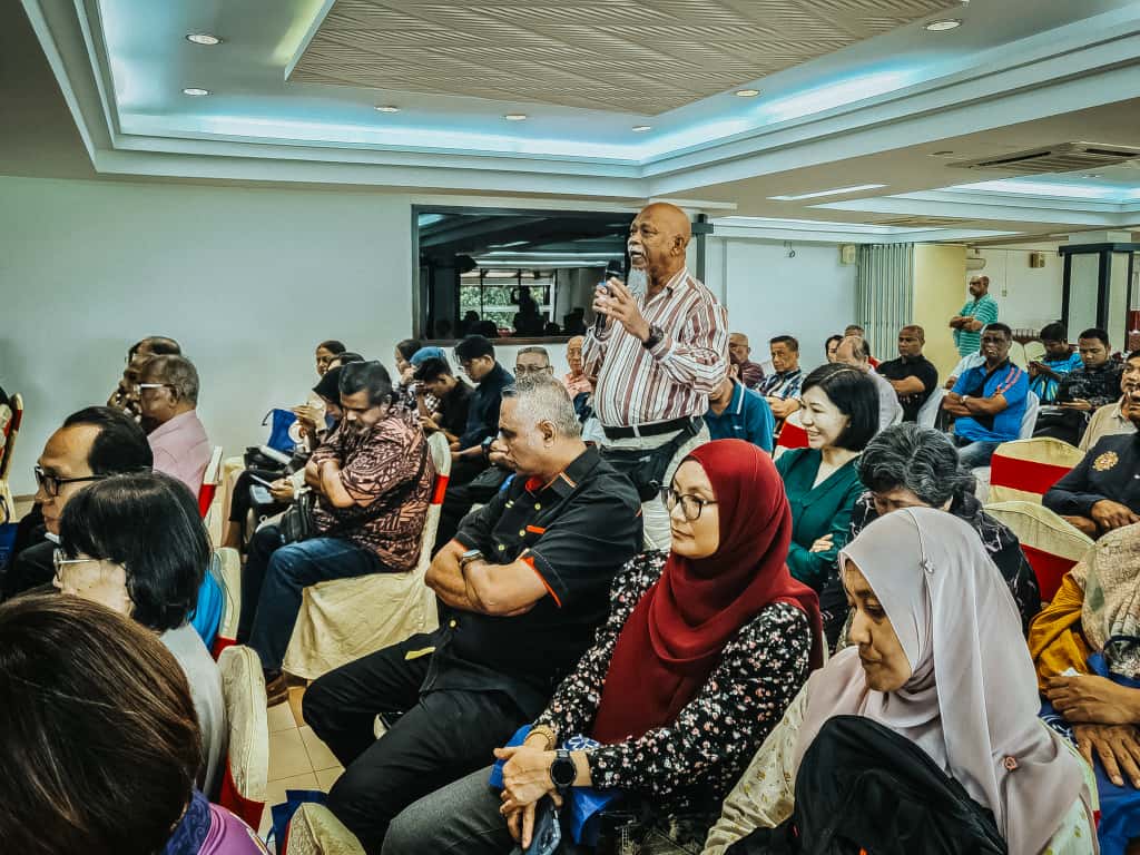 Sesi Soal Balas dari Persatuan