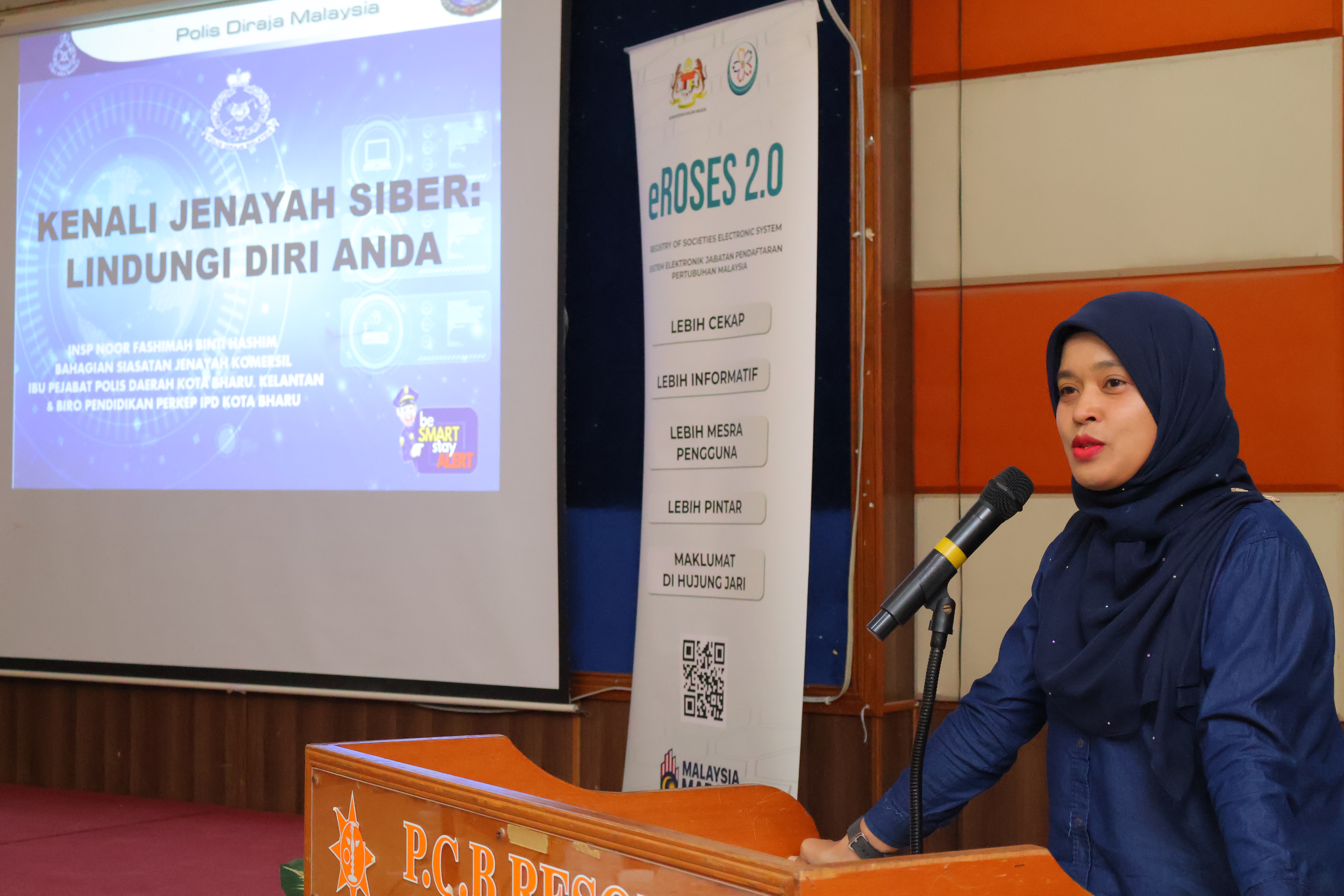 Ceramah bertajuk “Lindungi Diri Anda dan Kenali Jenayah Scammer” telah disampaikan oleh Insp. Noor Fashimah binti Hashim dari Bahagian Siasatan Jenayah Komersil, IPD Kota Bharu, bagi meningkatkan tahap kewaspadaan peserta terhadap taktik penipuan dalam talian yang semakin berleluasa.
