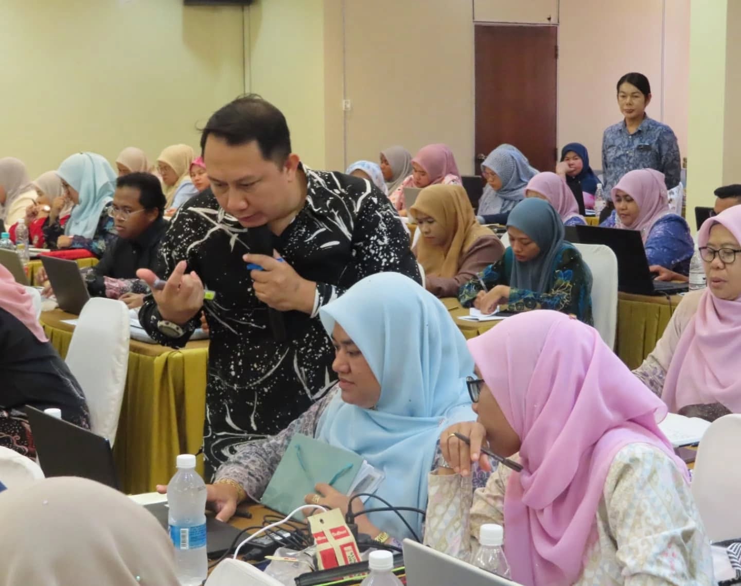 Kursus Peningkatan Tahap Kemahiran Penyelia Pertubuhan Pemulihan Dalam Komuniti (PPDK) Di Terengganu Anjuran Badan Amal dan Kebajikan Tenaga Isteri-Isteri (BAKTI).
