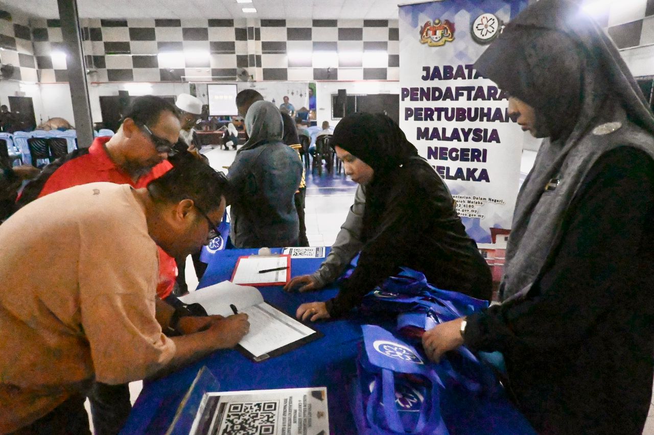 Program Sembang Santai Komuniti Oleh YB Datuk VP Shanmugam a/l V.Pitchay Bersama JPPM Melaka
