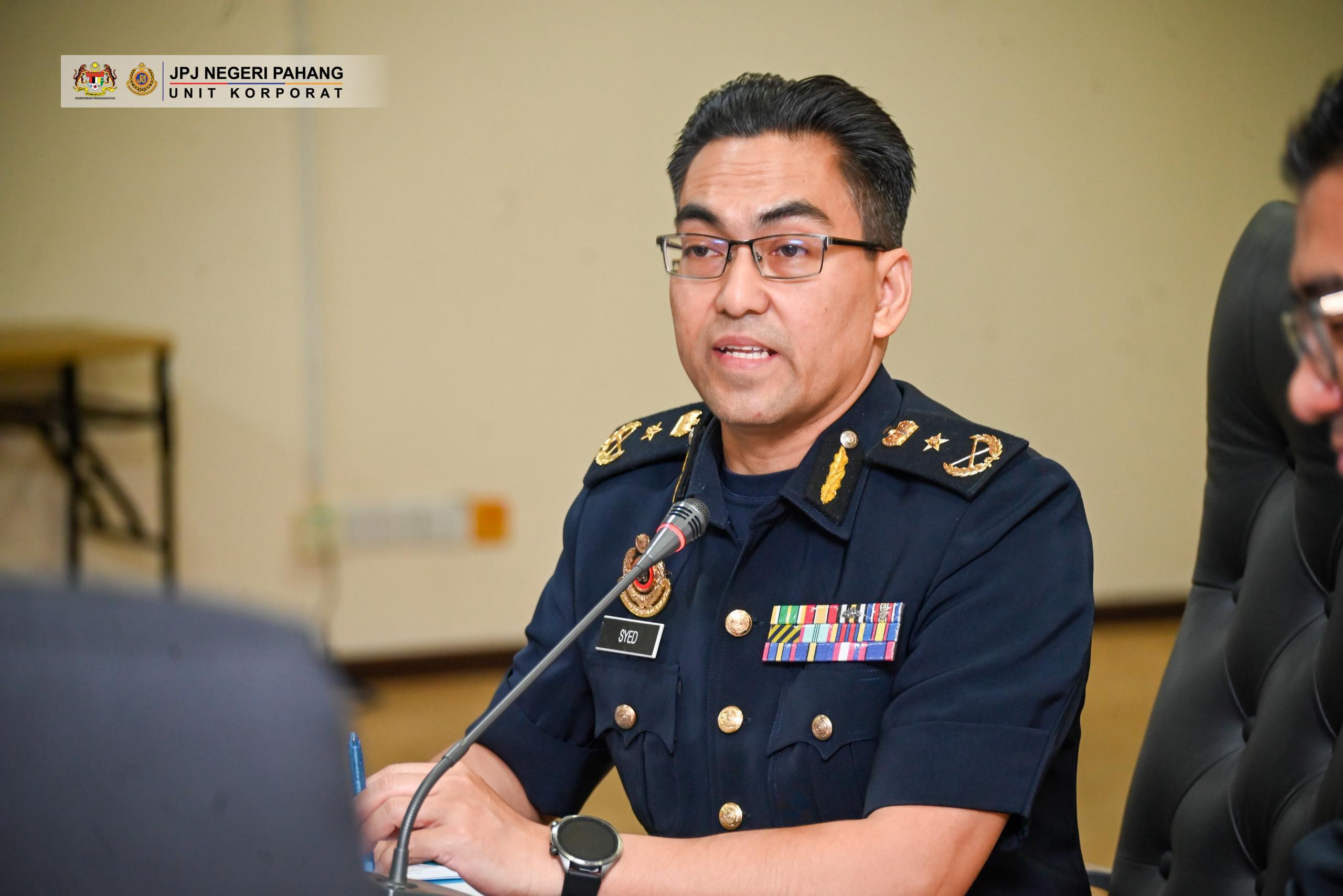 KUNJUNG HORMAT PENGARAH JABATAN PENDAFTARAN PERTUBUHAN MALAYSIA NEGERI PAHANG KE JABATAN PENGANGKUTAN JALAN NEGERI PAHANG